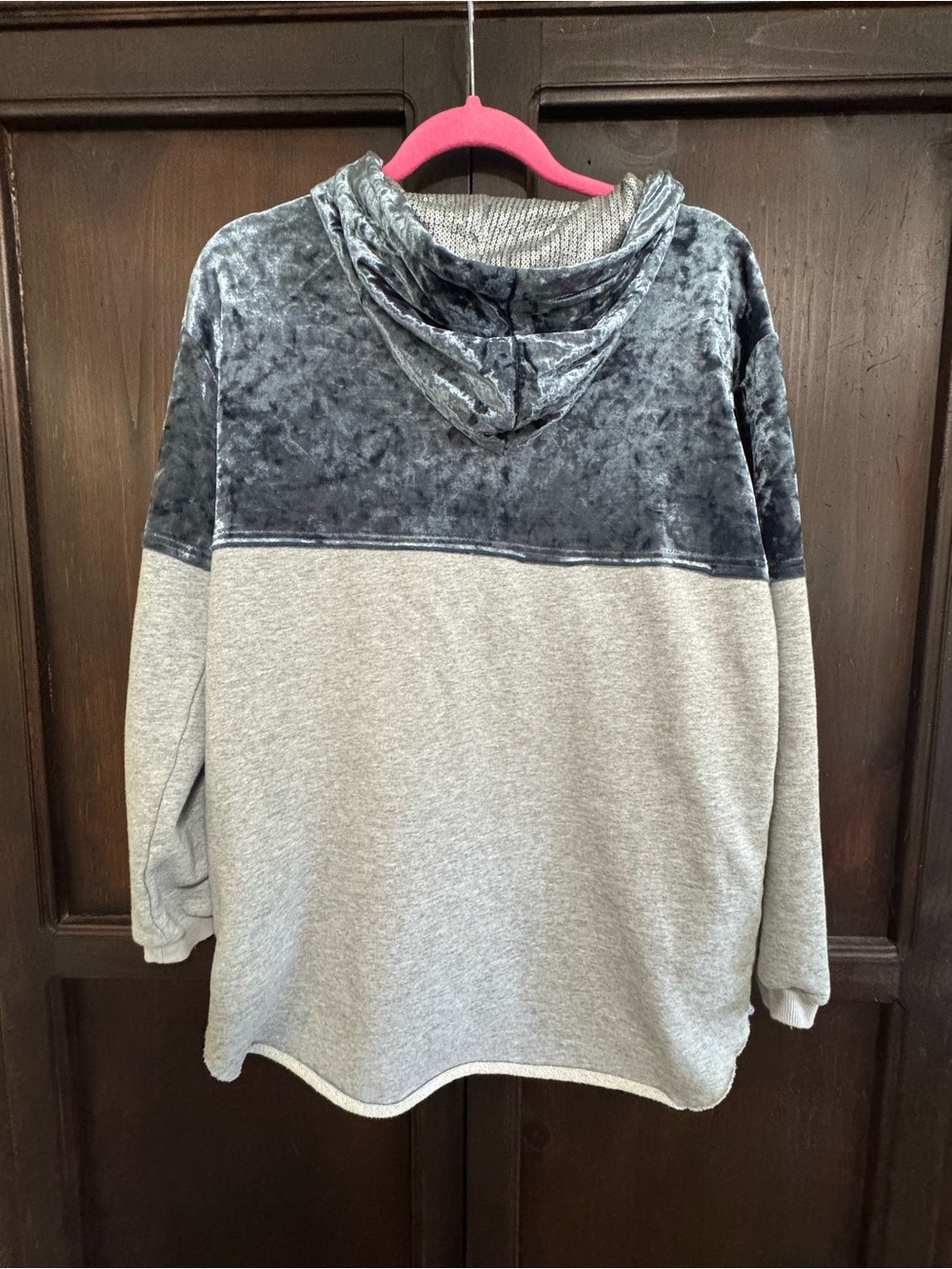Gimmicks by BKE Velvet Pullover Hoodie Sequin lined Hood size Medium Lagenlook - Picture 2 of 11